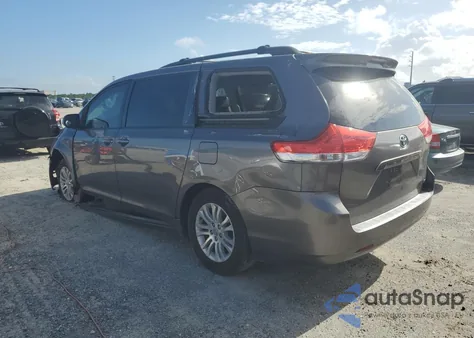 2011 Toyota Sienna Xle from USA, damaged, VIN 5TDYK3DC6BS129945